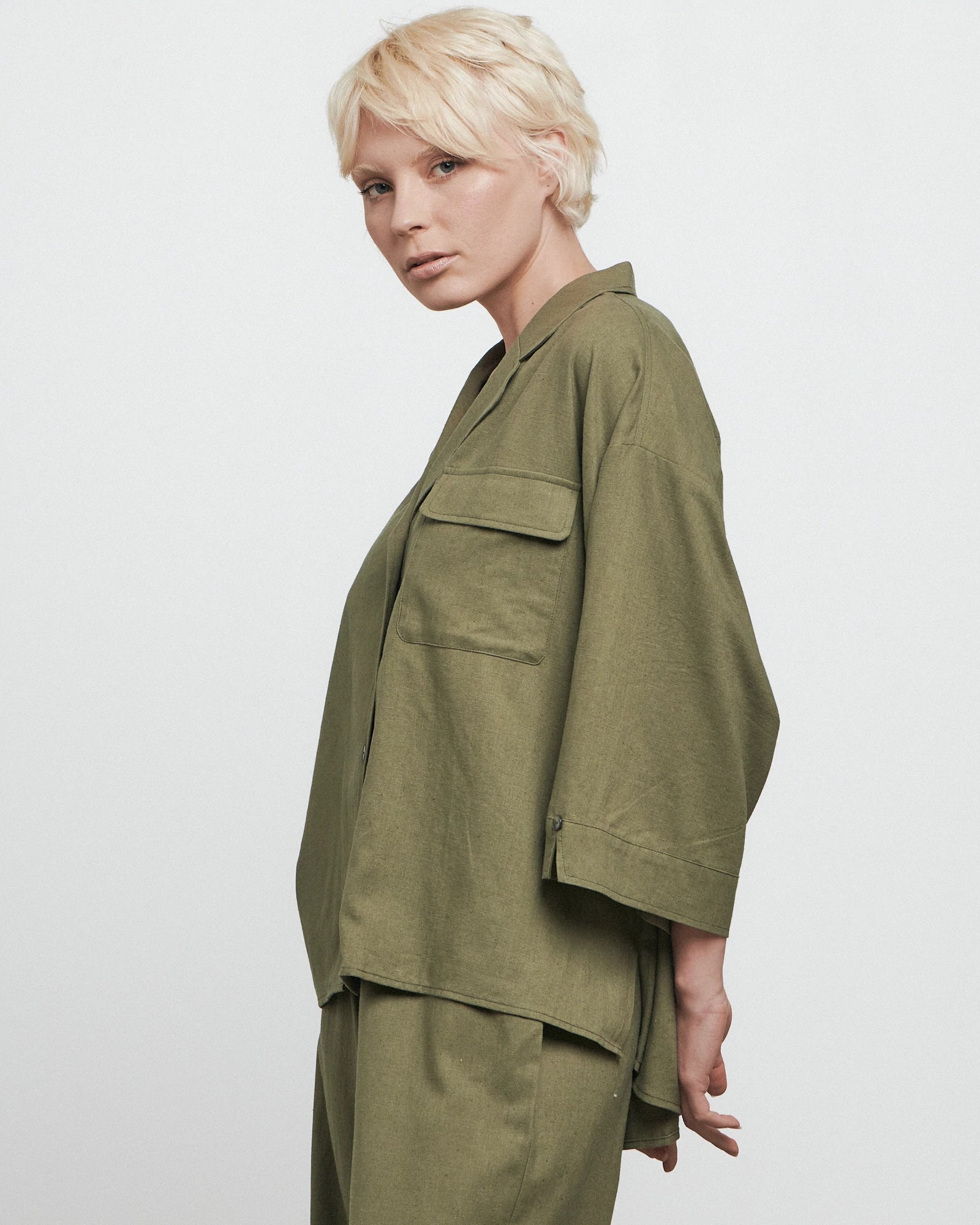 The Casual Shirt - OLIVE