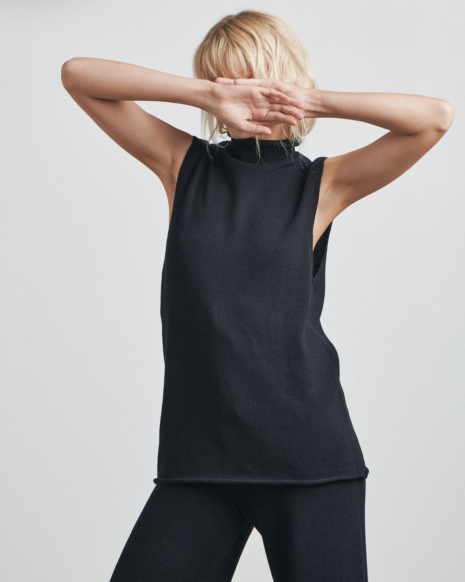 BARE ~ THE KNIT TUNIC